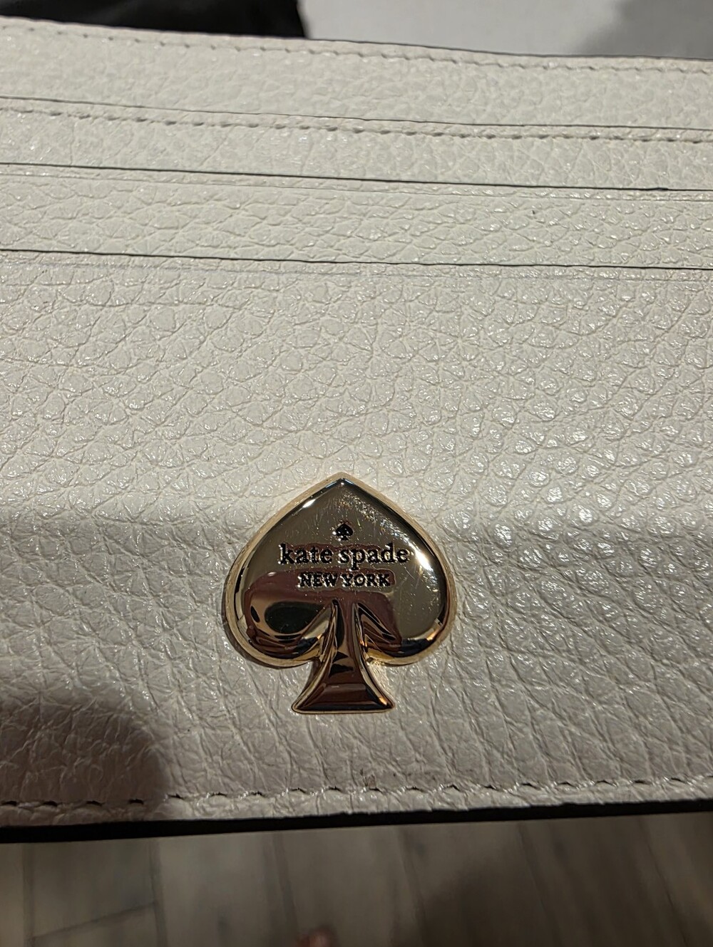 kate spade Cream Pebbled Leather Zip Card Wallet with Gold Spade Logo - Picture 3 of 3